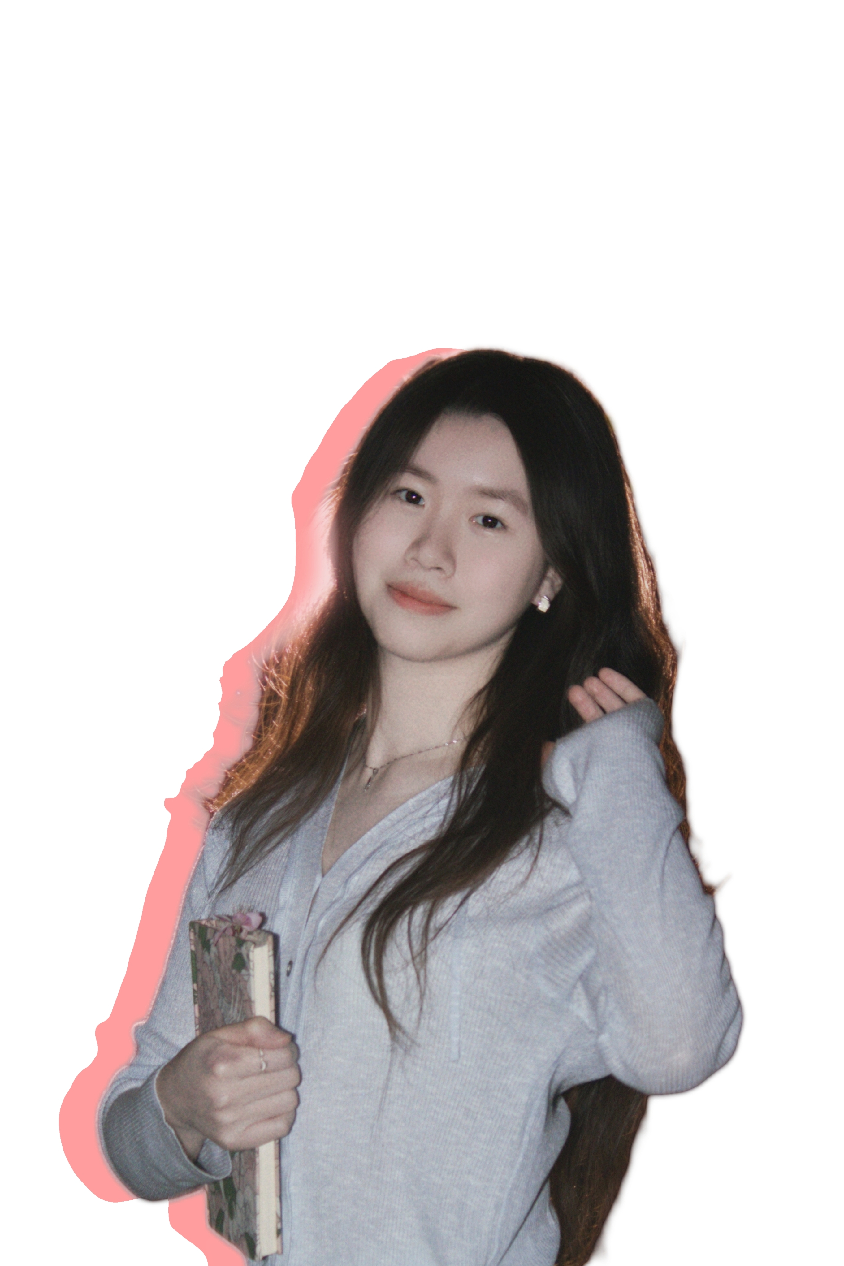 Yueyang holding a flower