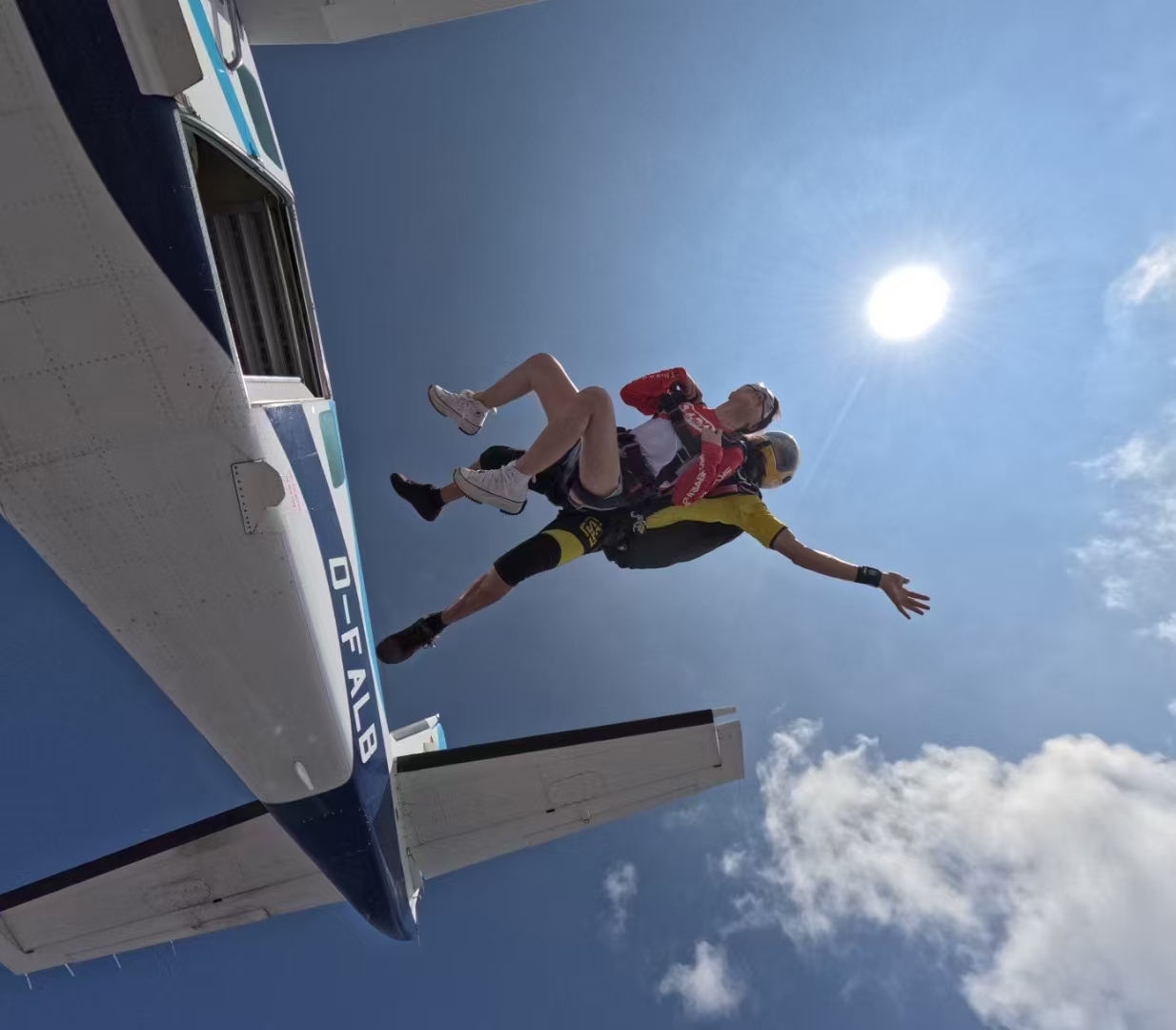 Skydiving at 4200 metres near Barcelona